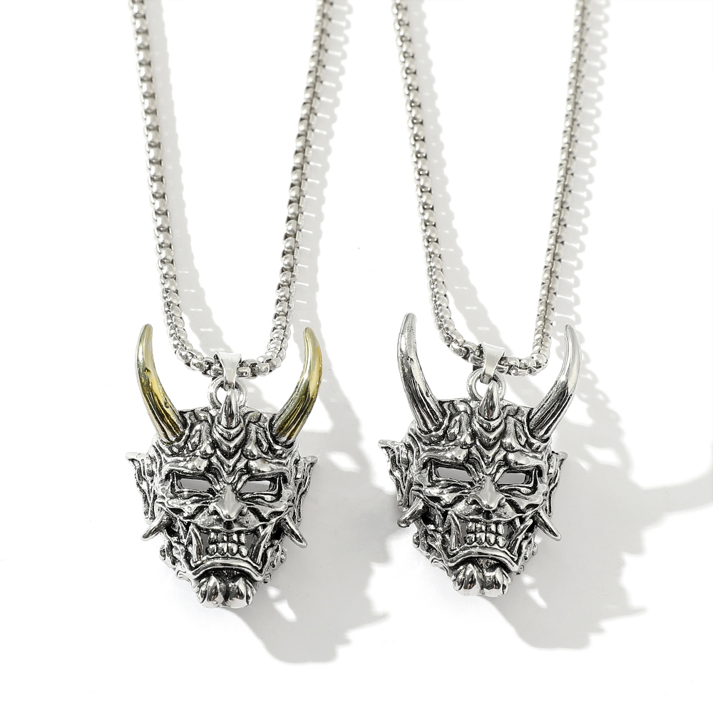 Kalung Liontin Topeng Hantu Ta - Men Fashion King ulasan dan harga